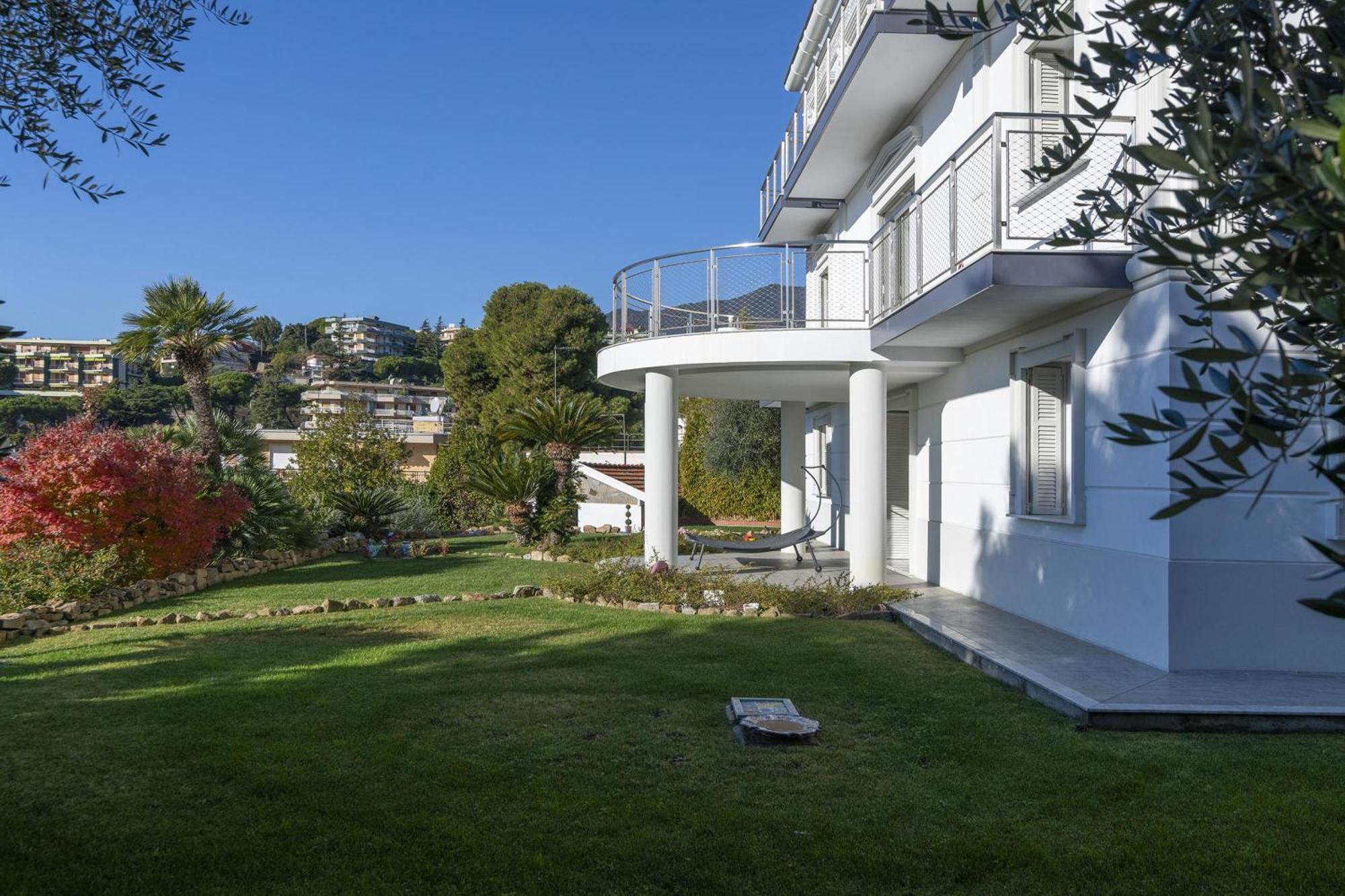 La Lincolnia - With Garden And Seaview - Happy Rentals Санремо Екстер'єр фото